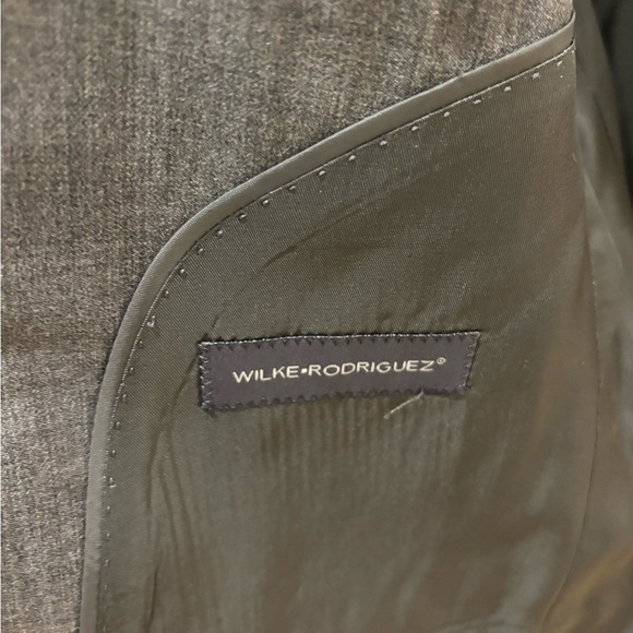 Men’s Warehouse suit jacket- basically brand new! - Picture 4 of 7